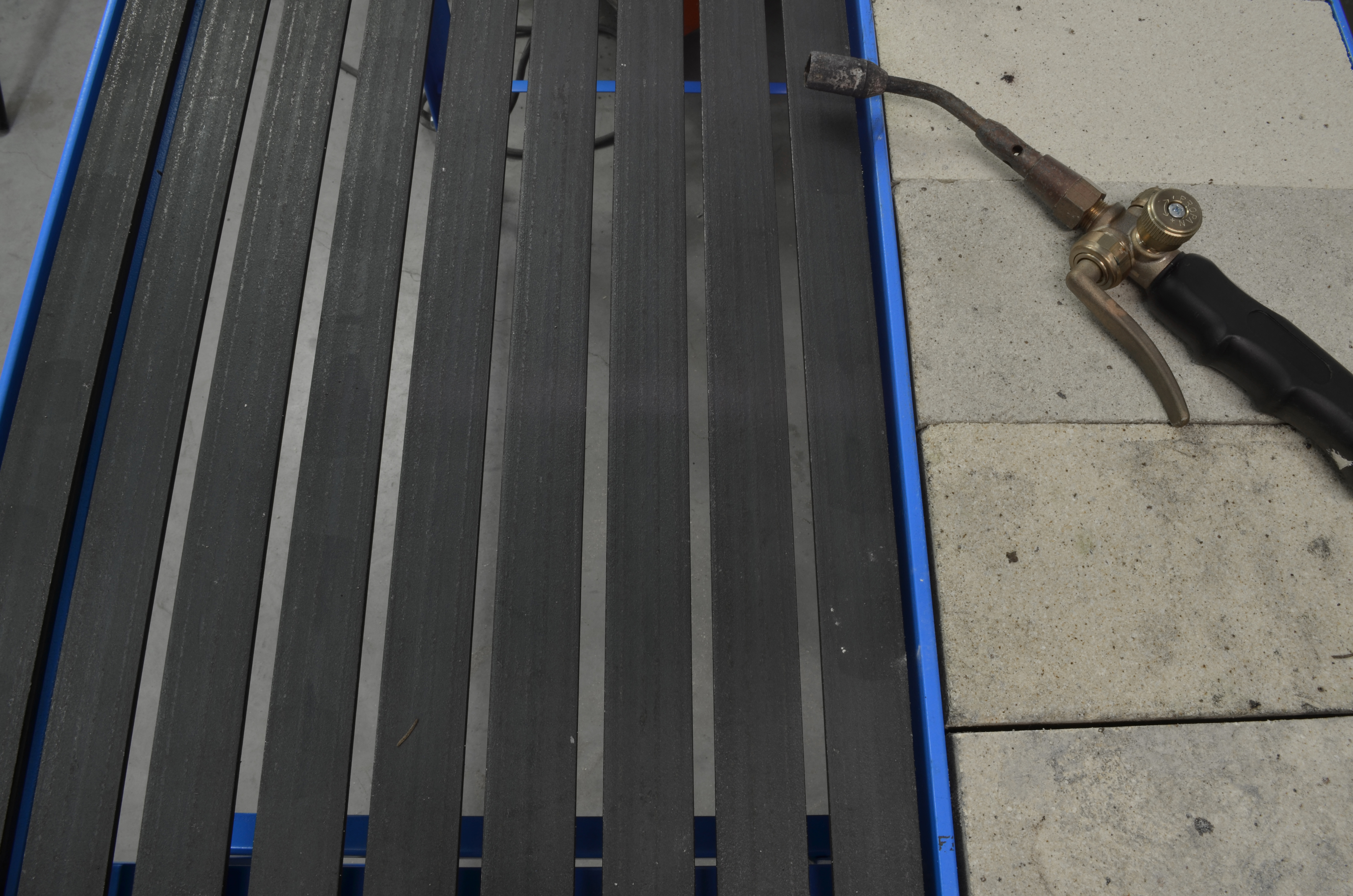 Schweiß- und Löttisch 120x60x80cm, Schamottstein und Gitterrost, mit Schubl.